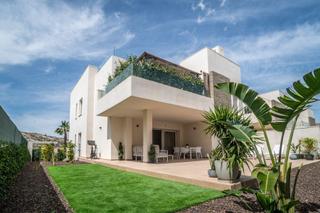 Apartament a Algorfa. Lujoso apartamento en planta baja listo para entrar a vivir en l