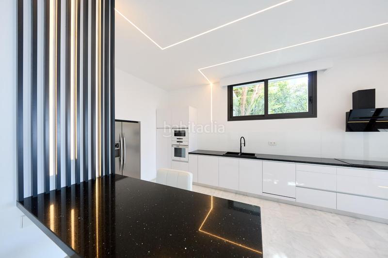 Foto 301cb37f-4acc-4dd1-96cd-2d8832e02ae3. Chalet con riscaldamento parcheggio piscina in Altea hills Altea