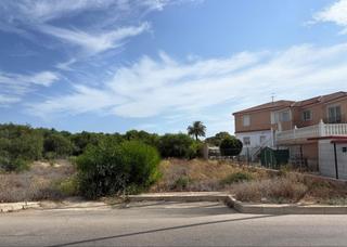 Terrain résidentiel  Avenida avenida de orihuela. Parcela para construcción en los balcones