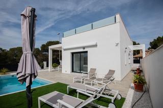 Chalet  Calle calle de lentisco. Nuevas villas en venta en pinar de campoverde costa blanca
