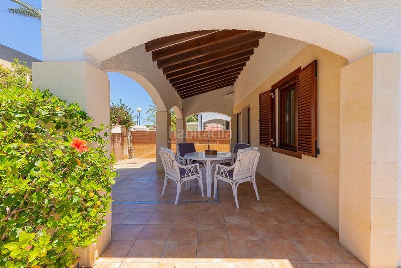 Foto 35594324-456a-4f13-b5e1-7b0d1619f2bf. Chalet with parking pool in Punta Prima Orihuela