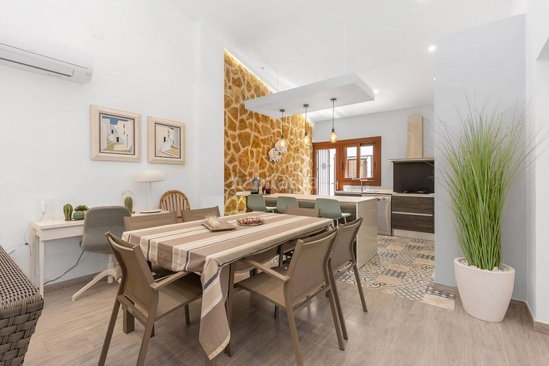 Foto e315fc14-4662-401c-9eb8-0996710e331e. Chalet with parking pool in Punta Prima Orihuela