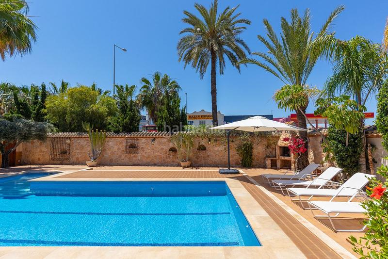 Foto 133d4d09-7d1d-484a-bd8a-a635dafb6242. Xalet amb aparcament piscina a Punta Prima Orihuela