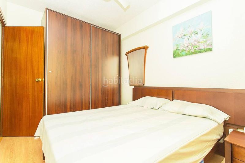 Foto 5567181a-05e4-4acd-b4a9-9014529928bd. Apartamento amplio apartamento , situado en segunda línea del mar en Torrevieja