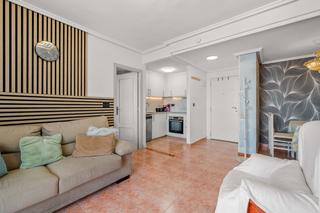 Appartement à El Molino. Renovated apartment with 3 bedrooms and balcony  central torrevi