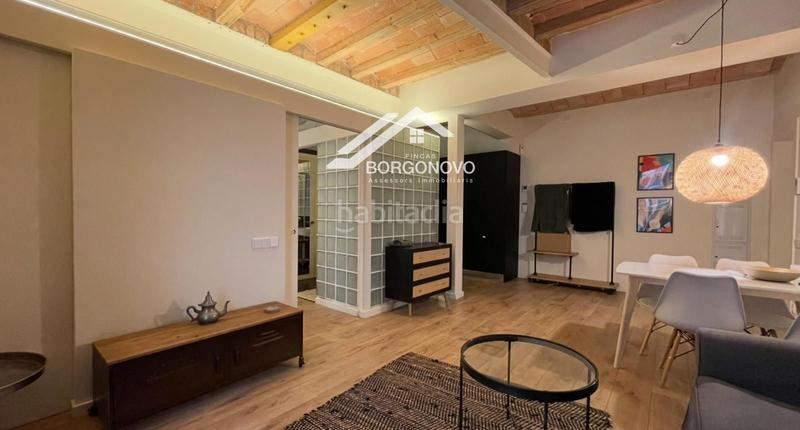 Foto d48c4e71-b754-47aa-986e-073e00e2fe50. Location appartement avec chauffage piscine dans Raval Barcelona