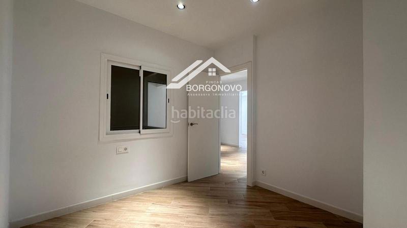 Foto c81a6f6b-19d5-416e-8ab9-702b2b052000. Piso atención, buscadores de hogar! en Prosperitat Barcelona