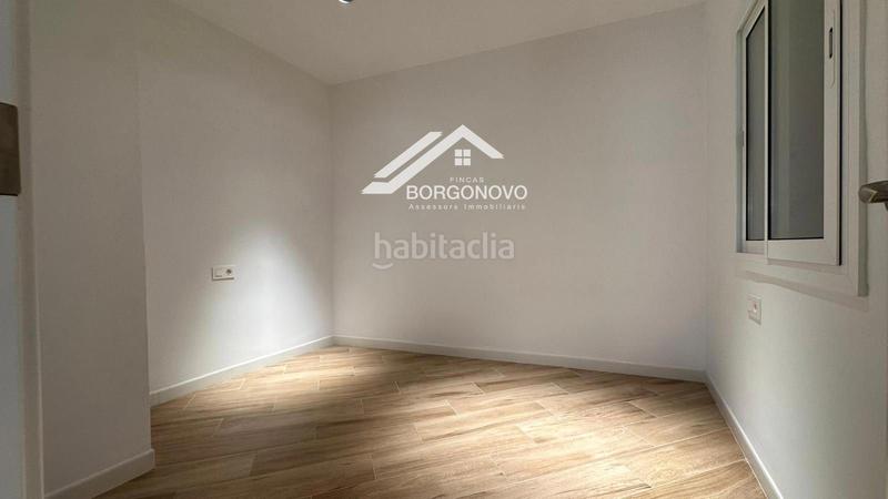Foto cffe7907-07ff-4560-9447-aabdd63ff526. Piso atención, buscadores de hogar! en Prosperitat Barcelona