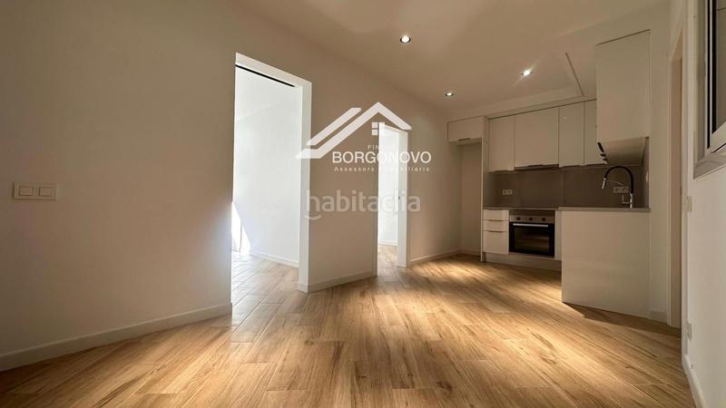 Foto dbce216a-0056-4372-bd16-50c391733916. Piso atención, buscadores de hogar! en Prosperitat Barcelona