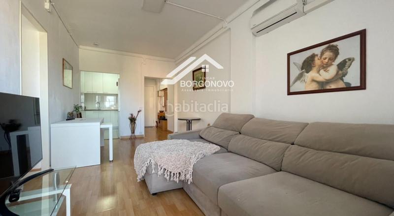 Foto db090625-6297-47f8-a3f6-9279e5fc5c80. Rent flat with heating in Provençals del Poblenou Barcelona