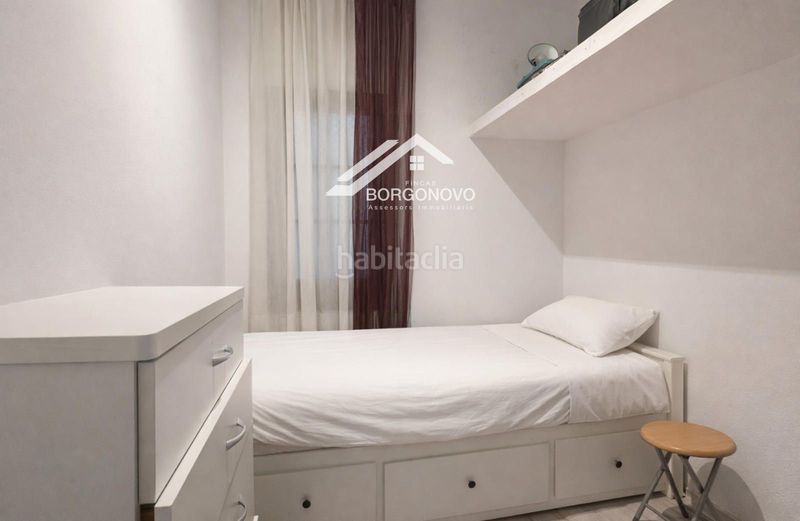 Foto 6eaea31f-cb86-4951-b0ca-b1b185c27b2f. Pis amb calefacció a Guinardó Barcelona