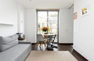 Flat  Sardenya. Vivienda luminosa con parking aparte