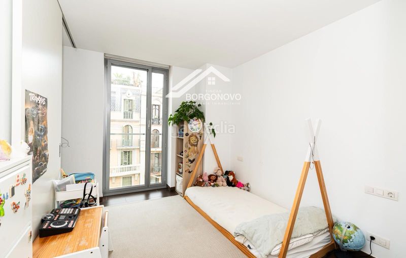 Foto 68410646-d970-412a-b825-d0b5c768adc5. Pis amb calefacció aparcament a Fort Pienc Barcelona