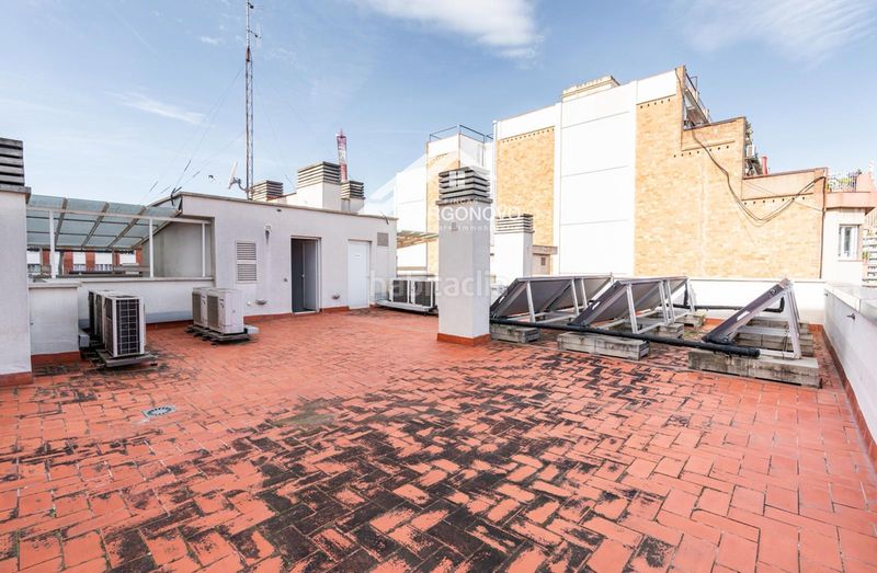 Foto cefac9bc-eeca-4d62-9985-1e993edd65c4. Pis amb calefacció aparcament a Fort Pienc Barcelona