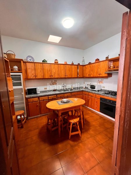 Foto 470e1e25-6a57-4d79-b0dc-7c00833b3f11. Edifici a Buenavista del Norte