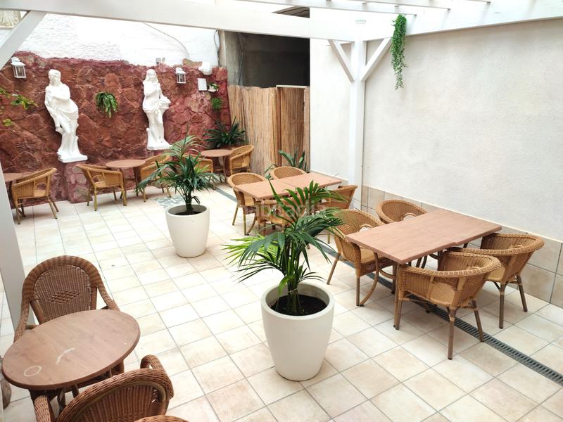 Foto 10a908a2-c106-4727-90f1-d7fdd2a89f44. Casa consultar precio - espectacular casa - 2 dúplexs - gran restaurante + local en Calella