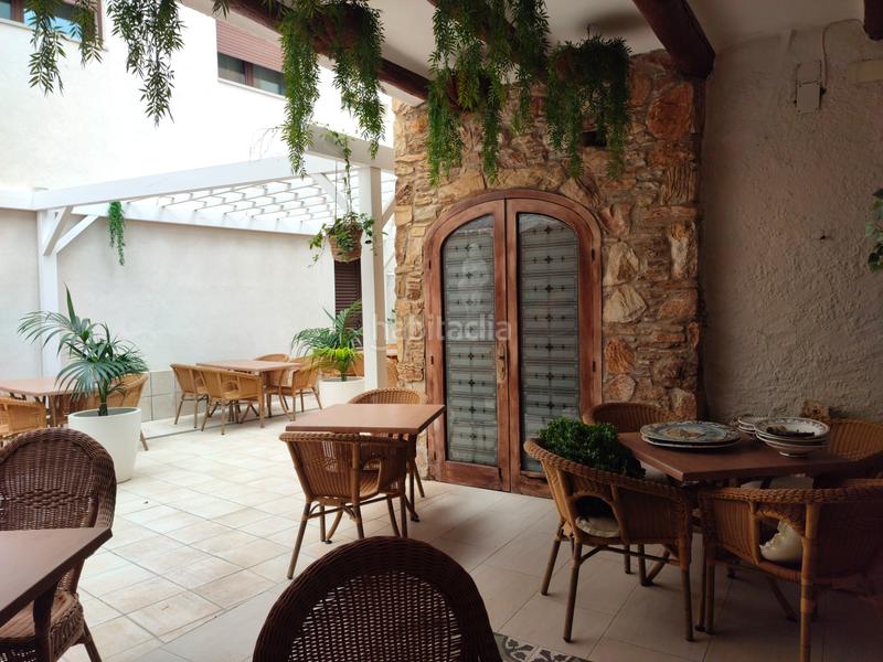 Foto a4231fef-2d45-492c-9b28-4e3a239e69be. Casa consultar precio - espectacular casa - 2 dúplexs - gran restaurante + local en Calella