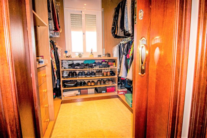 Foto 7472fc35-b393-4aa1-bd42-1d086ac0aabd. Chalet espectacular torre en Calella