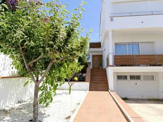 Affitto Casa bifamiliare in Urbanitzacions. Alquiler casa en sant pol de mar