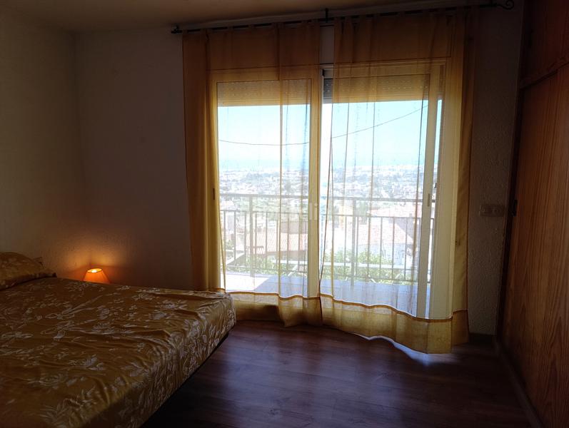 Foto 8a46fbc2-5f9f-4425-a9b8-4db23d4a37e4. Chalet mit kamin in Pinemar Pineda de Mar