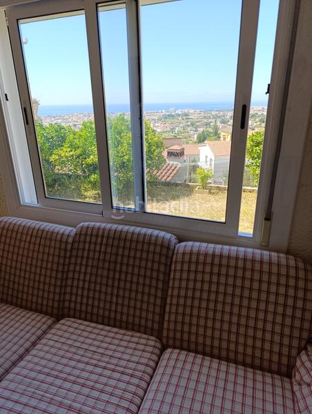 Foto a8e14e95-416f-49fd-82db-59c0f2f0014d. Chalet mit kamin in Pinemar Pineda de Mar