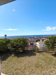 Xalet a Pinemar. 3 viviendas en una - vistas al mar - 6 habitaciones - 3 baños