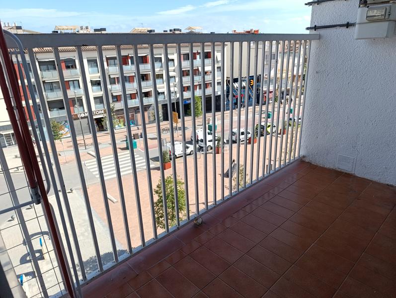 Foto 215f9448-9716-4efb-8259-3903795d2872. Piso rentabilidad neta anual: ~5,3% vistas al mar - ascensor en Calella