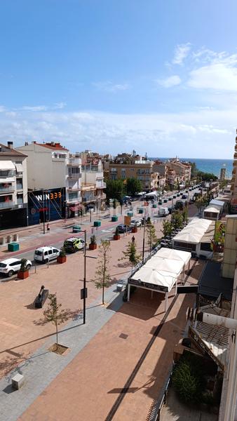 Foto 88e3a8f7-b173-4a79-b44e-d85824af6ed1. Piso rentabilidad neta anual: ~5,3% vistas al mar - ascensor en Calella