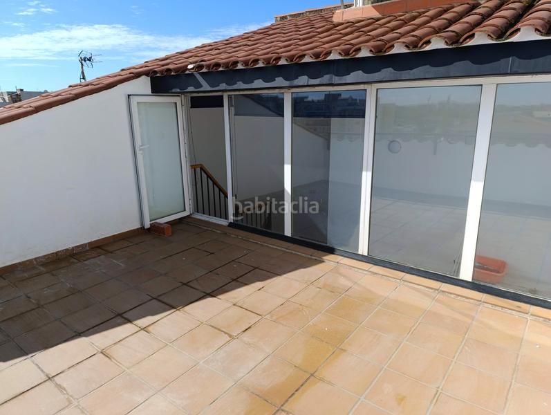 Foto e5516eac-cd5b-41b2-968b-3a2bf527a03b. Dúplex gran terraza + balcón - gran ático dúplex del 2006 en Pineda de Mar