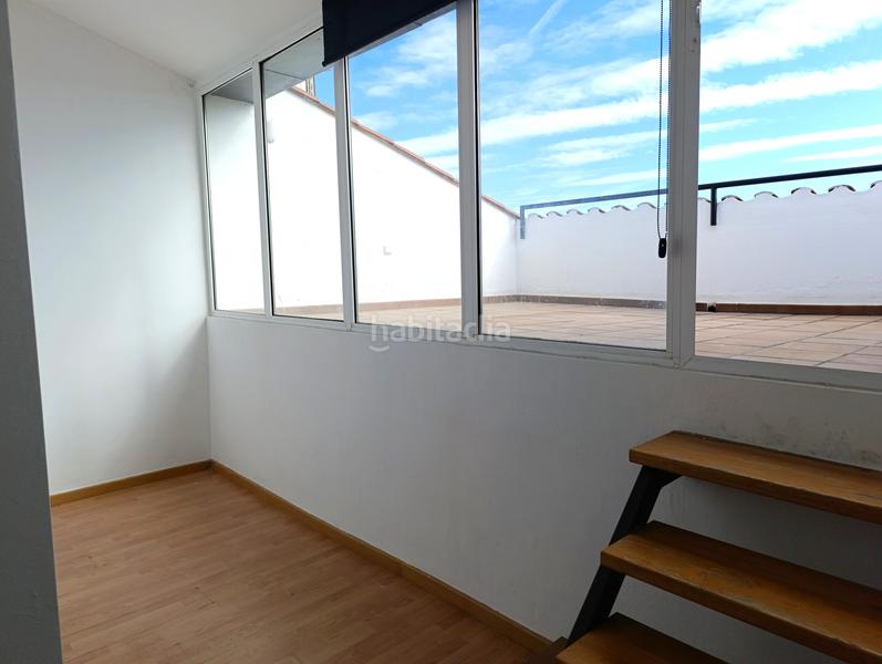 Foto f110b8b5-28fe-4429-a6b9-4376ae75e43e. Dúplex gran terraza + balcón - gran ático dúplex del 2006 en Pineda de Mar