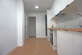 Etagenwohnung  Avinguda ntra. sra. de montserrat. Piso reformado a 250 m de la playa, en pleno centro de pineda de