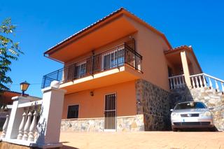 Chalet in Mas Mora-Sant Daniel. Casa a 4 vientos en tordera