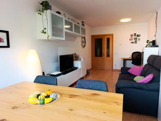 Flat in Canet de Mar. Piso del 2006 con plaza de aparcamiento y trastero