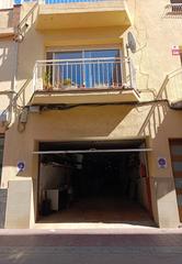 Haus  Carrer de sant pere. Casa de pueblo en el centro - gran garaje
