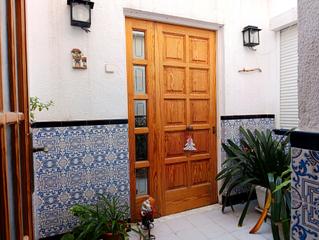 Casa  Carrer de sant pere. Casa de pueblo en el centro - gran garaje
