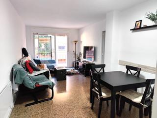 Appartement à Rocafonda. 4 habitaciones y ascensor