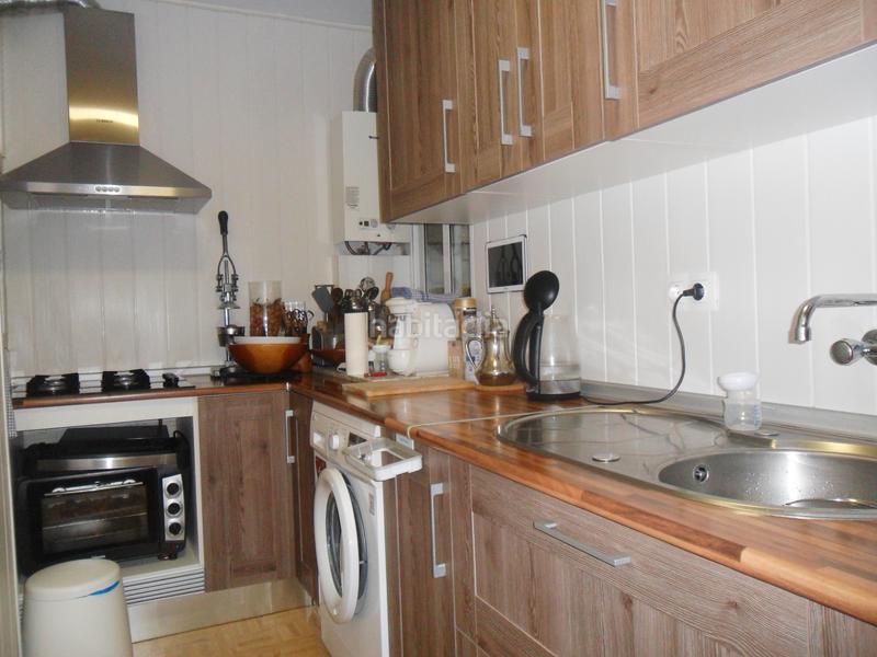 Foto dc9cdc08-b39b-4032-bac1-4d3d2b71904e. Pis amb calefacció a Poblenou Pineda de Mar