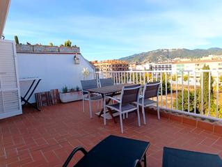 Zweistckige Wohnung in Centre. Con plaza de aparcamiento y trastero - piscina comunitaria