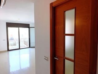 Duplex  Carrer de l'església. Impecable dúplex con terraza - con muchas posibilidades