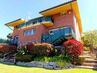 Chalet in Montalnou - Milans del Bosc. Espectacular casa en sant vicenç de montalt