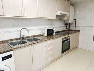Piso en Poblenou. Piso del 2001 con piscina comunitaria