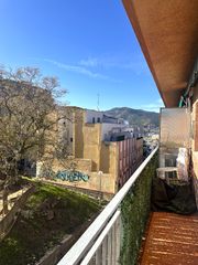 Pis  Carrer de la manxa. Piso en barcelona junto al parc güell