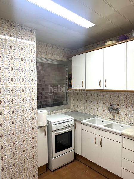 Foto 86a5dc8c-a1a3-4e7a-98fe-e96280ac1e7b. Pis a Carmel Barcelona