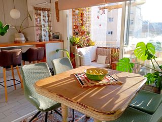 Appartamento in Calella. Dispone de licencia turistica - impecable piso en el centro de c