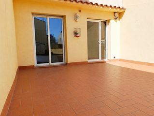 Flat in Calella. Mejor que una casa - espectacular piso esquinero con gran terraz