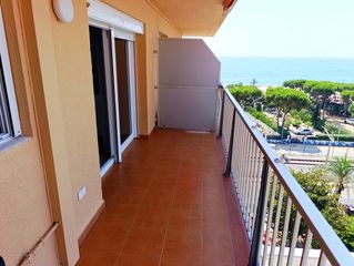 Appartement  Passeig marítim. Vistas al mar - impecable - piscina comunitaria