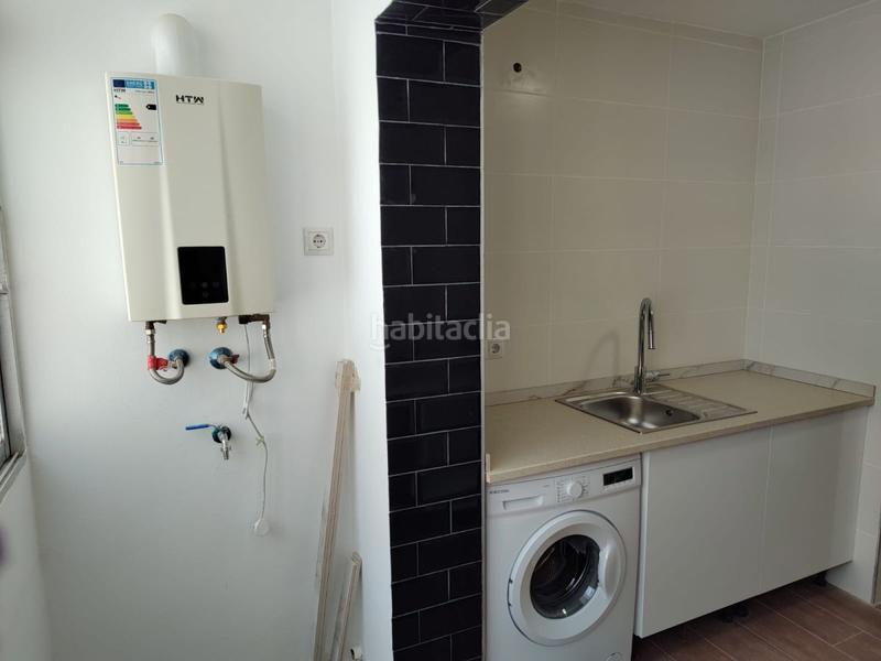 Foto 352d4f06-c175-4b4c-991d-5d99fa6f7234. Alquiler piso  en alquiler en bobadilla, 3 dormitorios. en Antequera