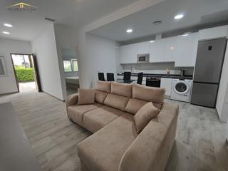 Lloguer Apartament a Parque Ayala - Jardín de la Abadía - Huelín. Apartamento en alquiler en vialia, 2 dormitorios.