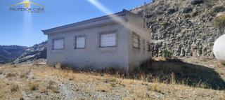 Casa a Cártama. Casa en venta en comendador, 3 dormitorios.