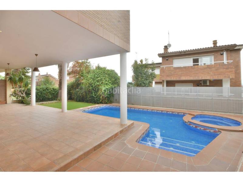 Foto 7887b24c-7743-47e8-aa0d-e573eb8bd3e4. Casa adosada  en venta en Sant Quirze Parc-Vallsuau-Castellet Sant Quirze del Vallès